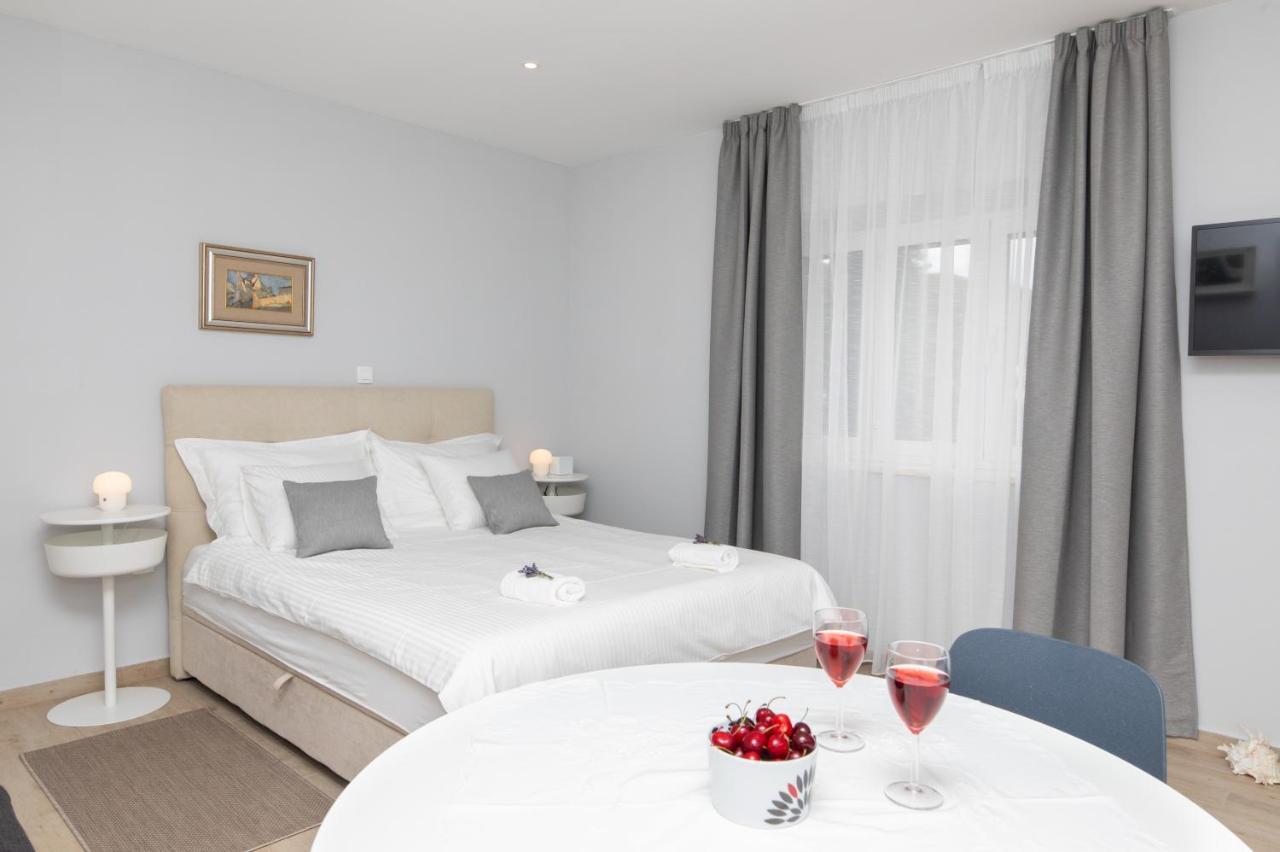 Apartman Ruzica Pucisca Εξωτερικό φωτογραφία