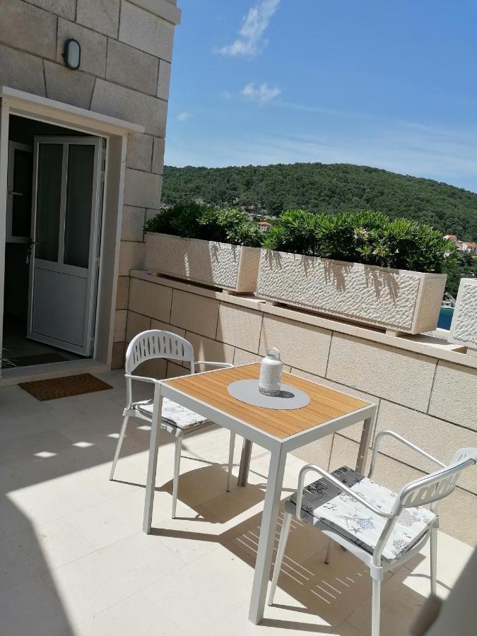 Apartman Ruzica Pucisca Εξωτερικό φωτογραφία